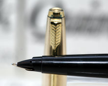 Load image into Gallery viewer, Z-Parker 45 - Imperial Gold Black Tassie with 14ct Gold "F" Nib (P982)
