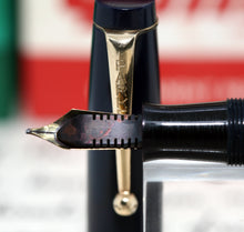 Load image into Gallery viewer, Z-Parker Victory Mk III - Dark Blue with "N" 14ct Gold Nib (P987)