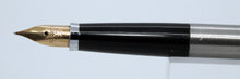 Load image into Gallery viewer, Parker 35-Flighter GT with 18ct Gold Nib-P0916
