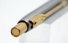 Load image into Gallery viewer, Parker Classic Ball Point-Flighter GT (Gold Connector Ring) - P0141
