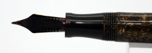 Load image into Gallery viewer, Parker Victory Mk I -Striated Green with "N" 14ct Gold Nib-P1207c
