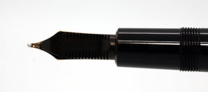 Parker Duofold Maxima - Black with No.50 14ct Gold Nib - P1115b