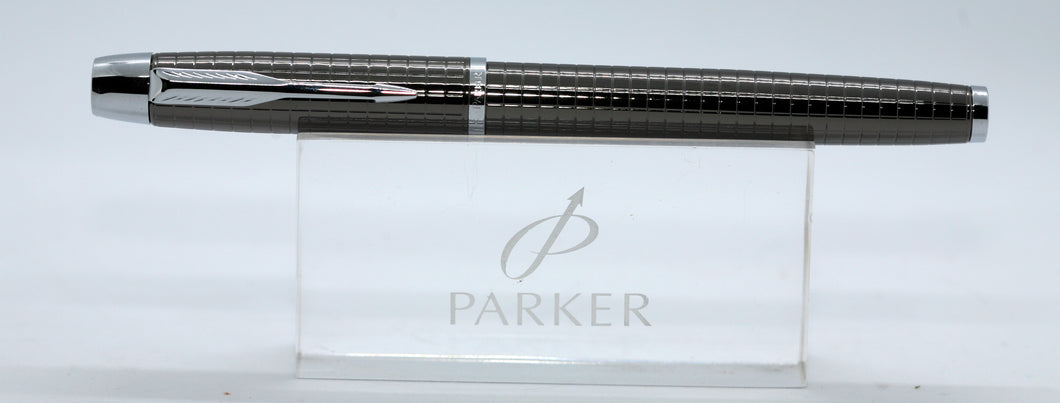 Parker IM - Gun Metal Lined squares with 5th Generation Nib - P1096q