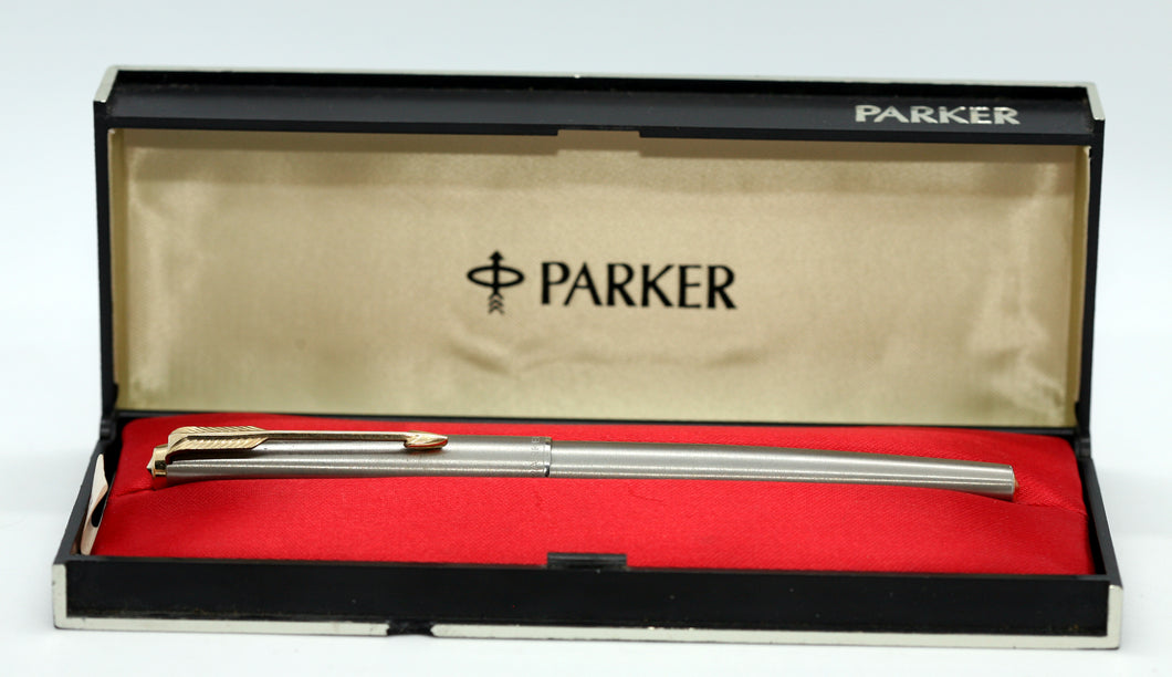 Parker 65 - Flighter GT with 14ct Gold Nib - P1051