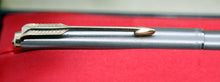 Load image into Gallery viewer, Parker 65 - Flighter GT with 14ct Gold Nib - P1051
