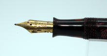 Load image into Gallery viewer, Parker Televisor Slimline - Striated Red with N - 14ct Gold Nib - P1096k
