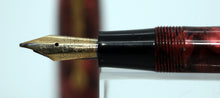 Load image into Gallery viewer, Conway Stewart No.84-Mottled Red with 14 Ct Gold Conway Stewart Nib-P1153b
