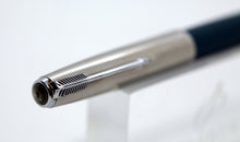 Load image into Gallery viewer, Parker 51-Teal with Lustraloy Cap and 14ct Gold Nib-P1125
