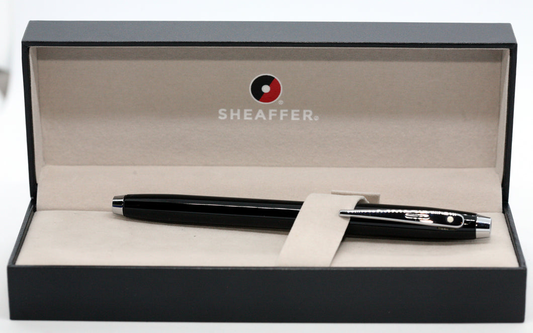 Sheaffer 100-Black with Steel Nib-P1148