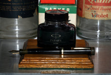 Load image into Gallery viewer, Z-Parker Duofold No.13 - Black with Duofold 14ct Gold Nib - (P740)
