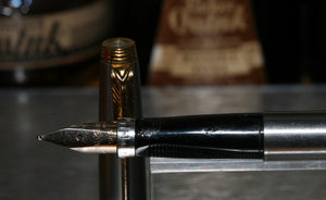 Z-Parker 75 - Flighter GT with 2 Tassies with "M" 14ct Gold Nib - (P170)