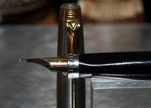 Load image into Gallery viewer, Z-Parker 75 - Flighter GT with 2 Tassies with &quot;M&quot; 14ct Gold Nib - (P170)
